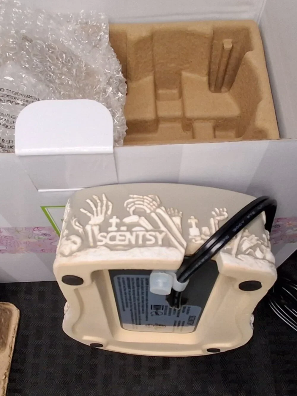 Scentsy Full Size Wax Warmer Forsaken Tower Glow In The Dark New in Box!